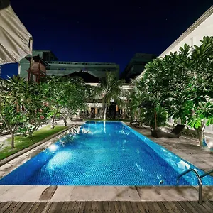 Easy Surf Camp 3*, Kuta Lombok Indonesien